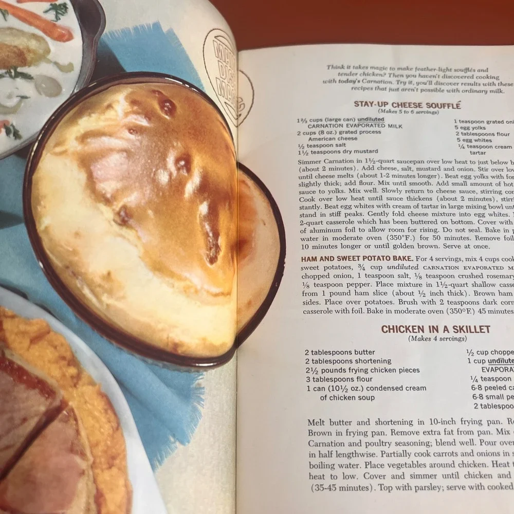 Vtg 1961 Carnation Evaporated Milk Recipe Booklet 38 Answers to Whats Cooking